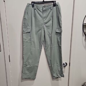 Calvin Klein Men's Cargo Pants in Sage Green Utility Fit